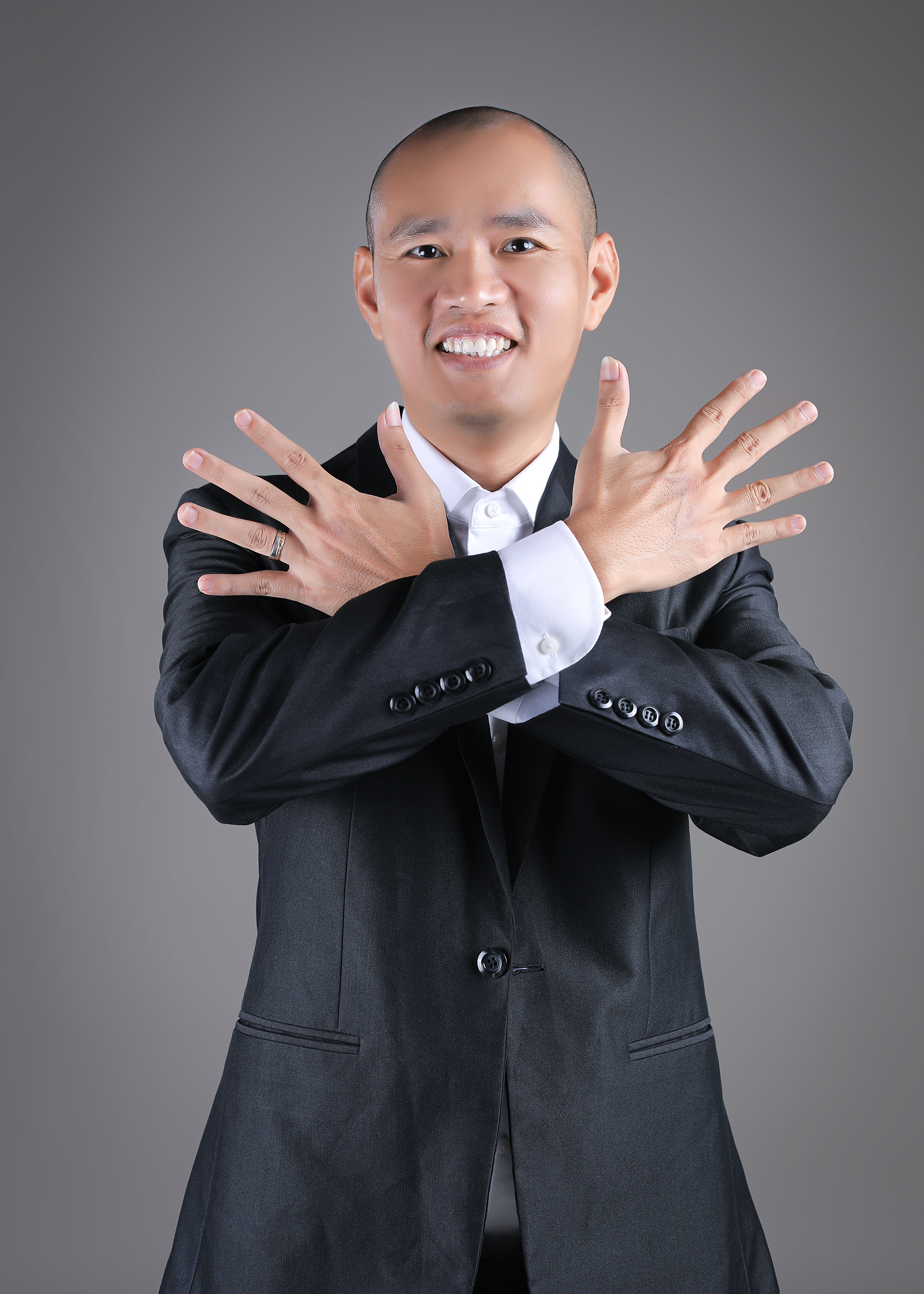 Eroca Thanh cùng cộng đồng học viên
